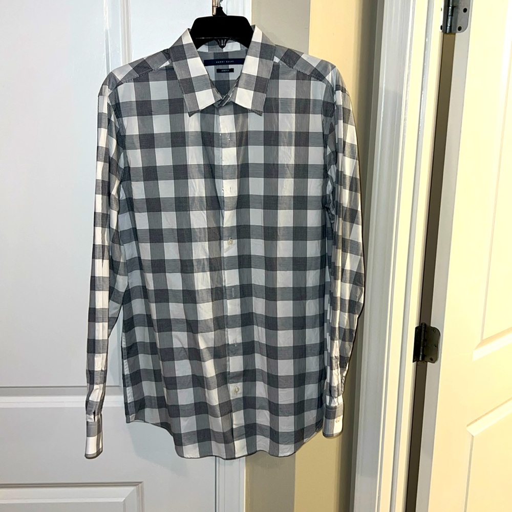 White and black checkered dress shirt men’s L